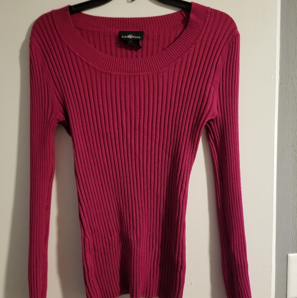 Long sleeved top/sweater